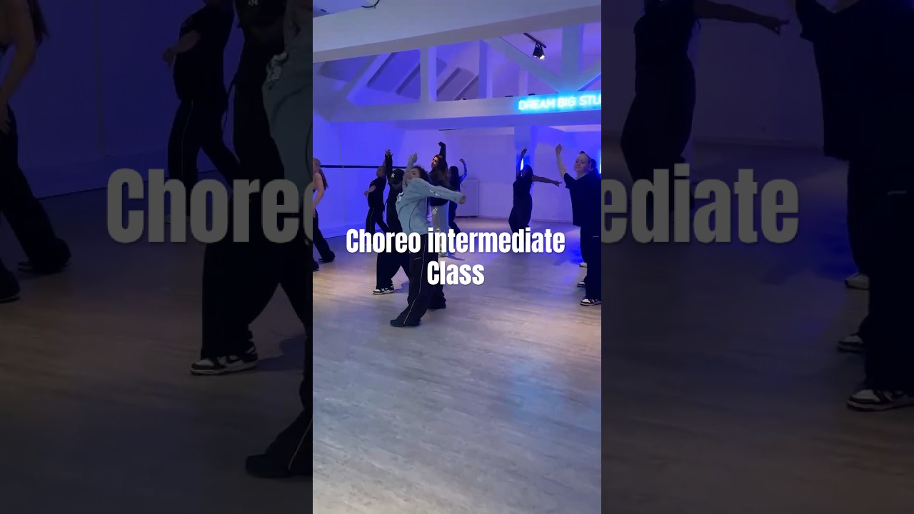 Choreo intermediate Class ✨💯 Thursday at 7pm with Anastasija. #dreambigstudio #dance #hiphopdance