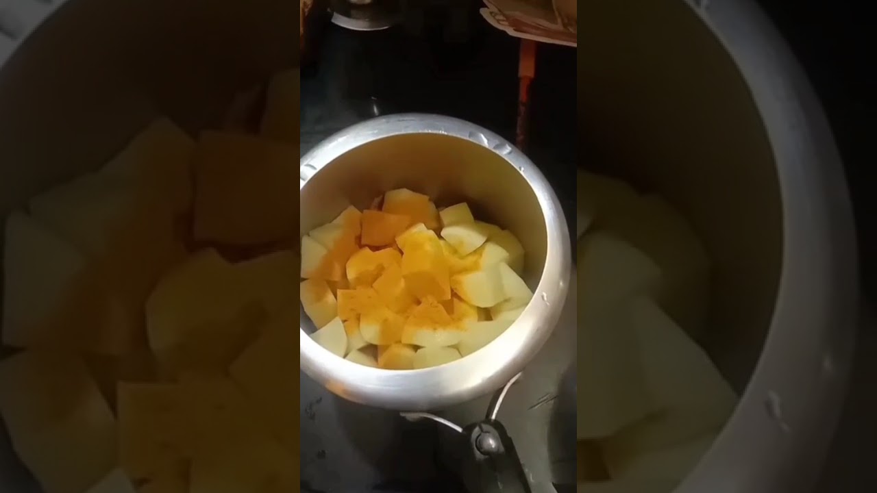 Simple sindhi breakfast: masaledar Kamal kakdi and aalu 