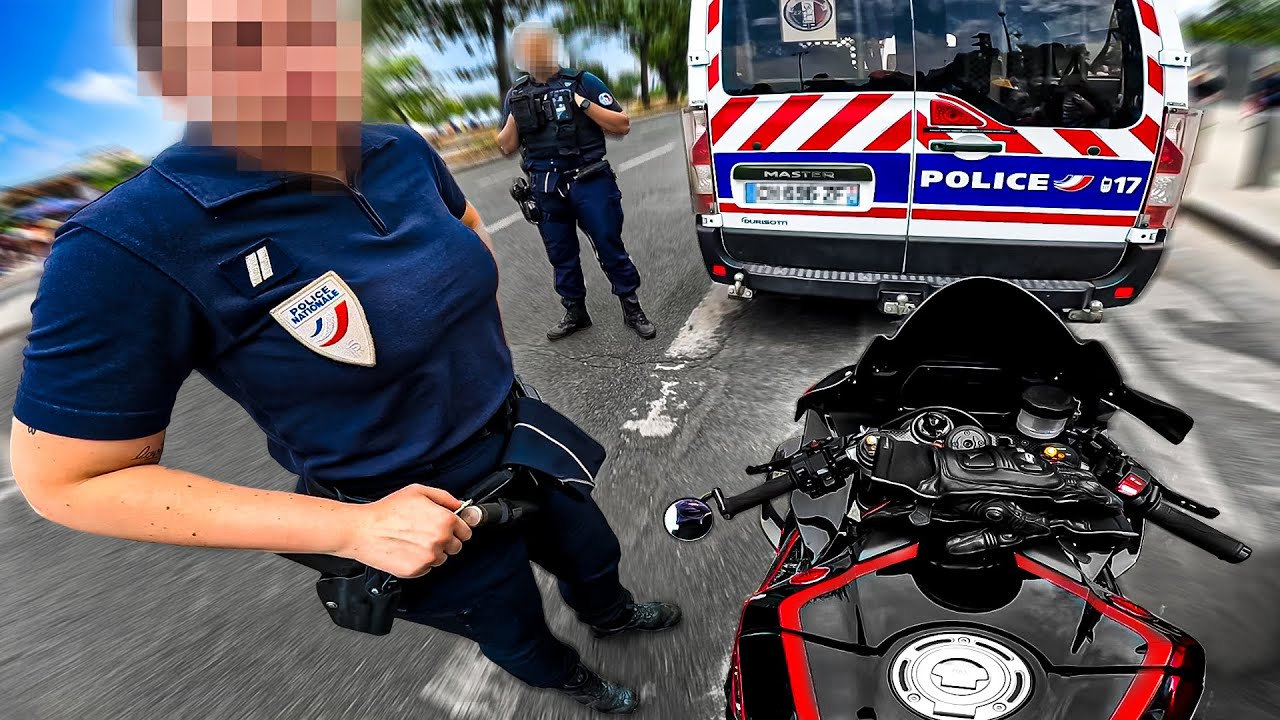 CONTR&Ocirc;L&Eacute; PAR UNE POLICI&Egrave;RE ADORABLE !! 😍👮🏻&zwj;♀️ Paris &agrave; moto
