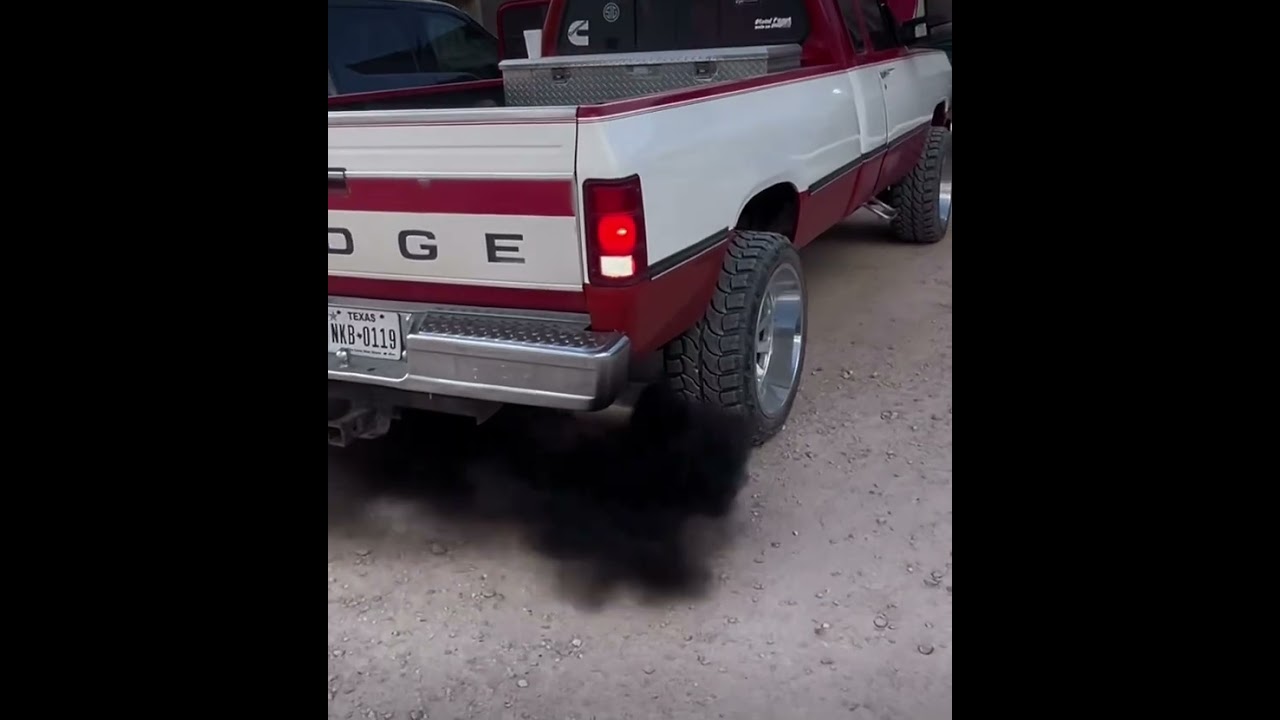 What&rsquo;s causes this, smoking in reverse and drive at a complete stop. #cummins #diesel #dieselengine