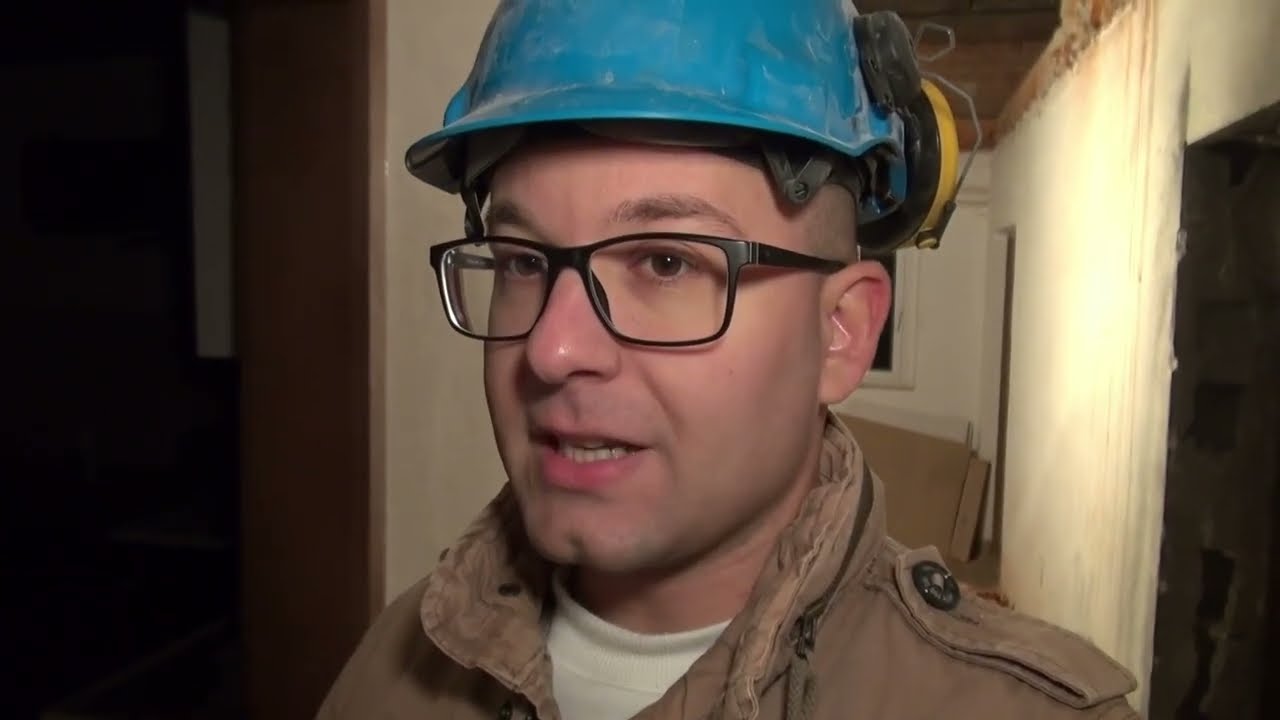 Paranormal Investigation in a House Under Renovation – Saw Something I Can’t Explain