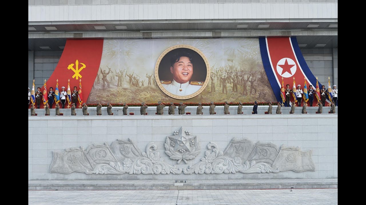 KIM JONG UN VISITS THE REMAINS OF KIM IL SUNG AND KIM JONG IL AT KUMSUSAN PALACE OF SUN - KFAUSA.org