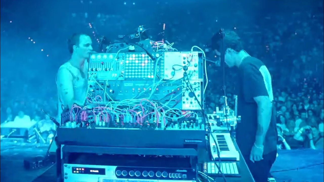 Superposition Live Debut | King Gizzard & The Lizard Wizard