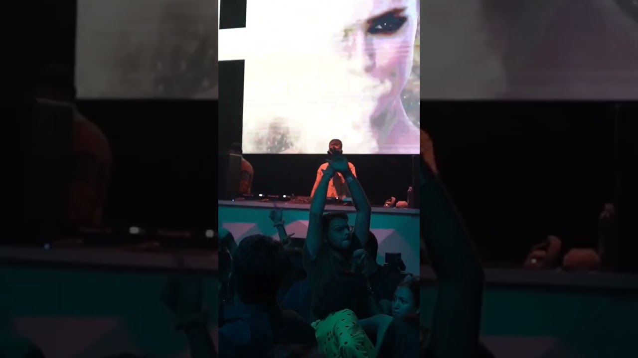bounce #shorts #daily #music #dj #club #vanmoon #dance #prism #tomorrowland #sunburn #edc #edm