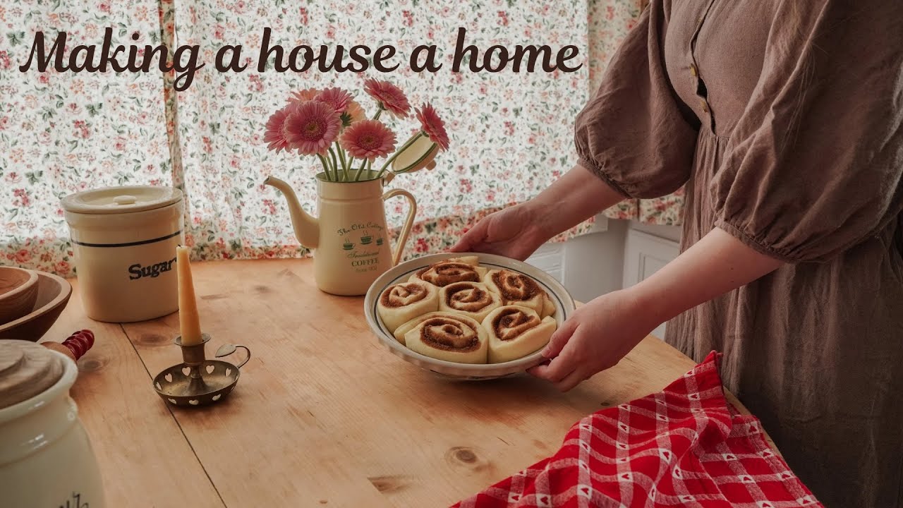 I moved into a 100 year old cottage | Making a house a home | Grandmacore thrift haul 🎀