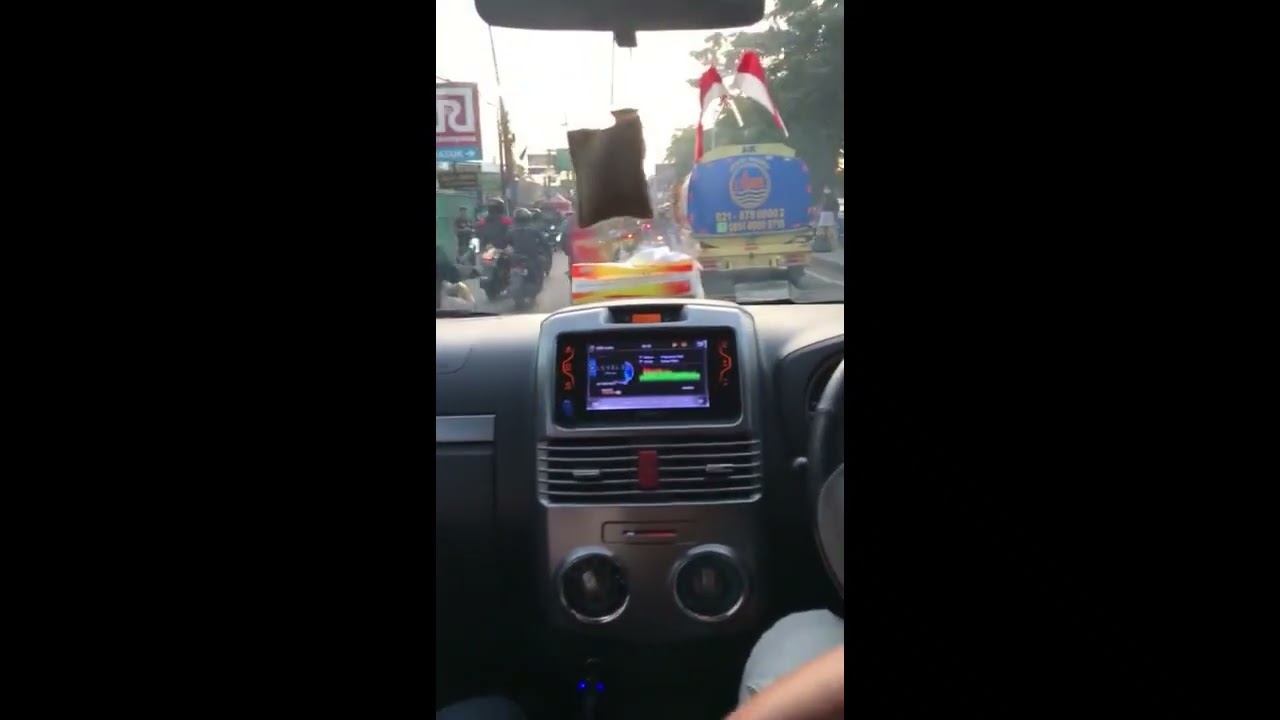 VIDEO PERTAMAKOE #1 PERJALANAN KE BANDUNG KELUARGA EKO BEBEK