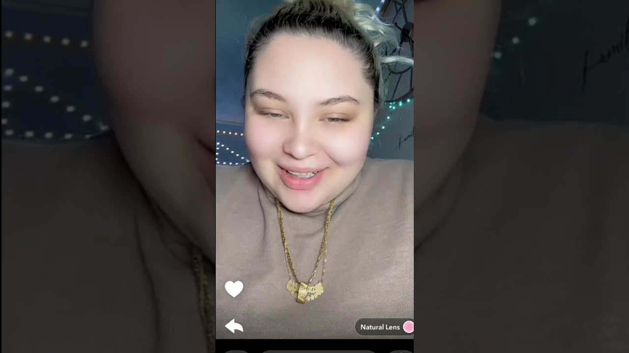 كريستيانا كتير مريضة امي اكتشفت مرضي  من عمري ١٢ سنة  🥹💔