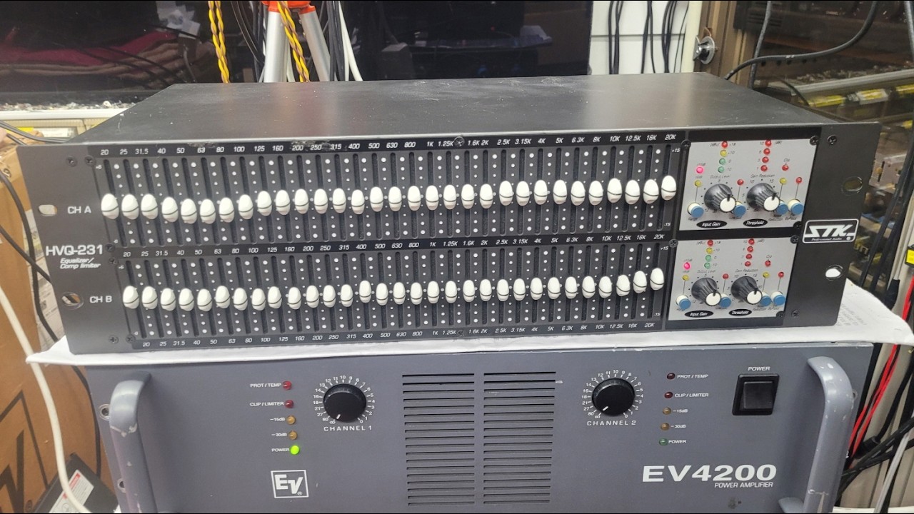BROKEB STK HVQ-231 EQ Repair ?16세의 듀얼채널 그래픽 이퀄라이저 고장수리! 작동중 고통의 통증호소?