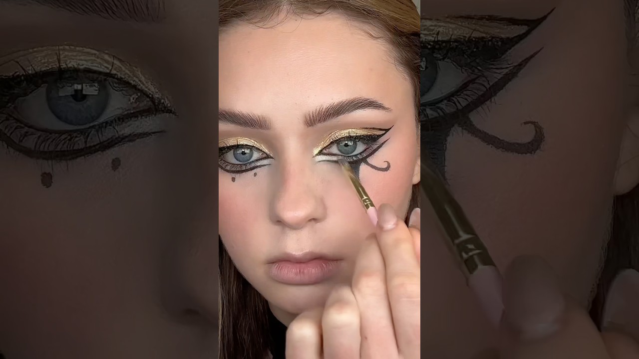 CLEOPATRA MAKEUP FOR HALLOWEEN 😍 #trending #tutorial #makeuptutorial #youtube #halloween #shorts