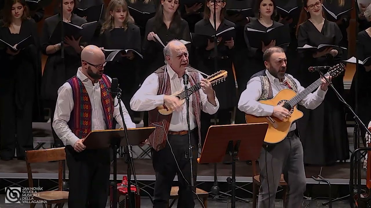 Misa Criolla - Ariel Ramirez - Coro Anin, Coro The Swingirls, Gruppo Melipal