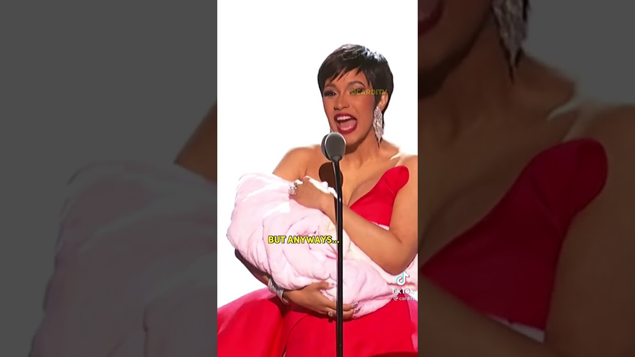 cardi B nursing baby Kulture on stage? 😂 