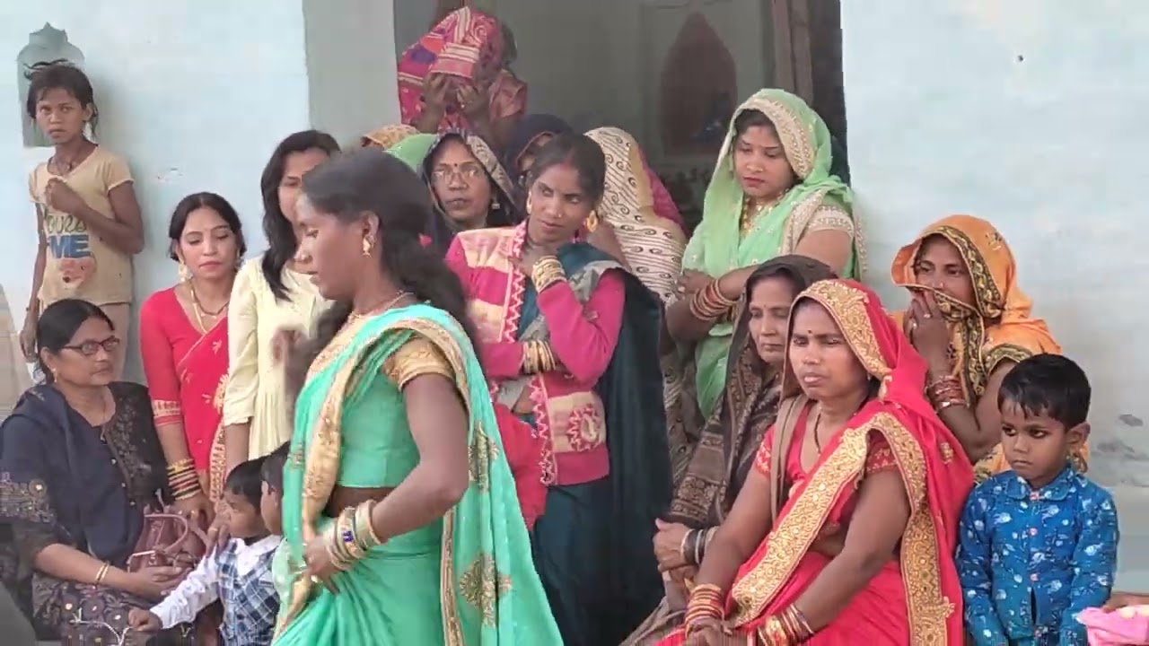 Subscribe#desi style dance 😀😀😀
