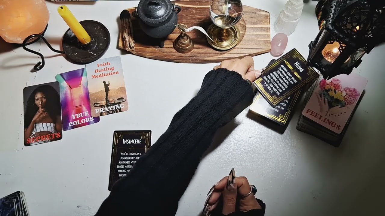 👁Очень скрытный человек хочет, чтобы вы были в его жизни. Множество циклов кармы открыто для друг...