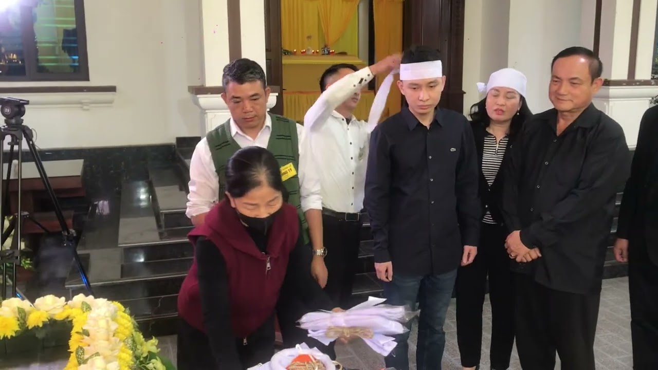 LẼ PHÁT PHỤC PHÁT KHĂN TANG CHO CON CHÁU CỤ THÁI 