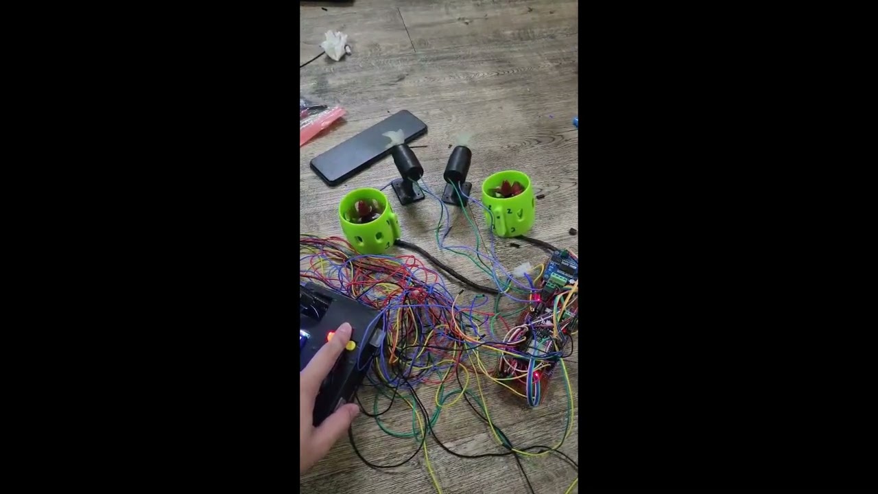 M2G04 UnI Robot