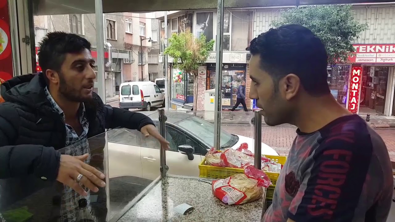شاهد ماذا فعل الشخص الازعر😱