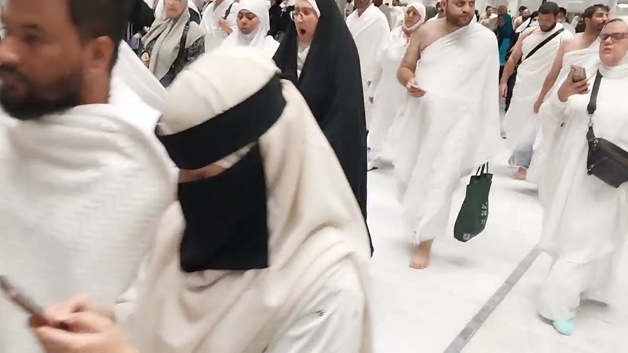 #الطواف# من أول دور في #الحرم_ الشريف# #اشترك_بل_قناة_وفعلو_الجرس_ليصلكم_كل_جديد #اكسبلور