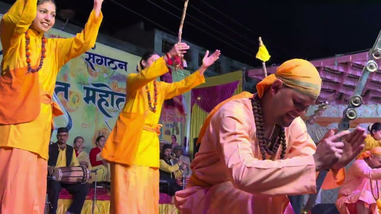 नर्सिंग दुधा धारी बहुत सुंदर प्रस्तुति नरेन्द्र सिंह नेगी जी के द्वारा मालवीय विधान कोटद्वार२०५६🚩🚩🚩🚩