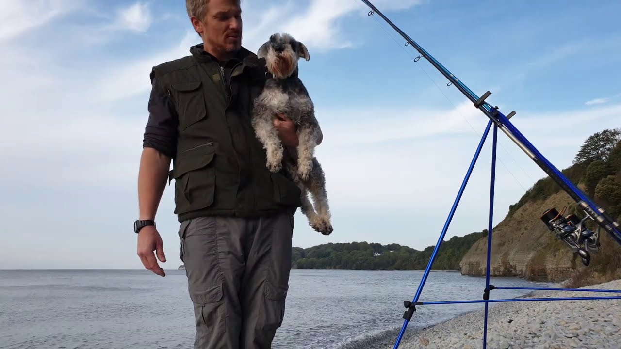 Pebble Beach Bass Fishing - Sea Angling UK - South Wales Shoreline - Cold Knap - Will Bailey Fishing