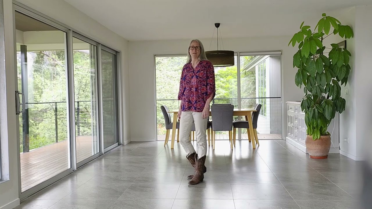 Hold On, I'm Comin' Line Dancing Tutorial and Demo Video
