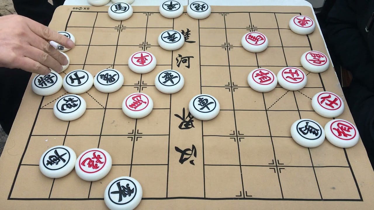 双方残局斗的真是太精彩了，这么高质量的棋局不多见啊，佩服啊 #公园象棋#象棋#街头象棋