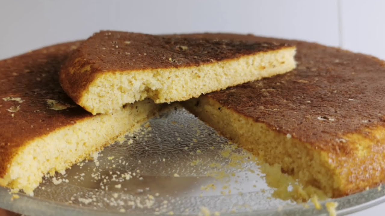 حرشة بدقيق الذرة ساءلة رطبة وهشيشة بدون غلوتين وصفة سهلة مختلفة صدقوني تعشقوها Harcha sans gluten