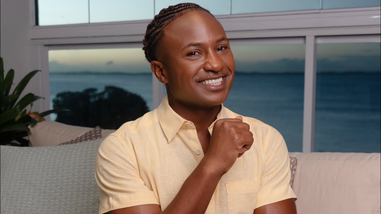 He’s Confusing You on Purpose! Why Men Send Mixed Signals & Avoid Commitment