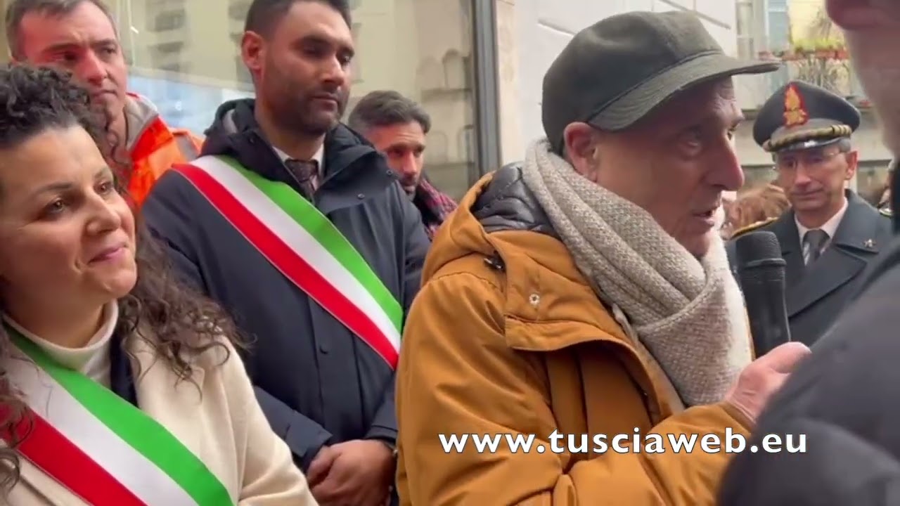 Viterbo - Mariano Buratti - La posa della pietra d’inciampo in via Saffi dove abitava il partigiano