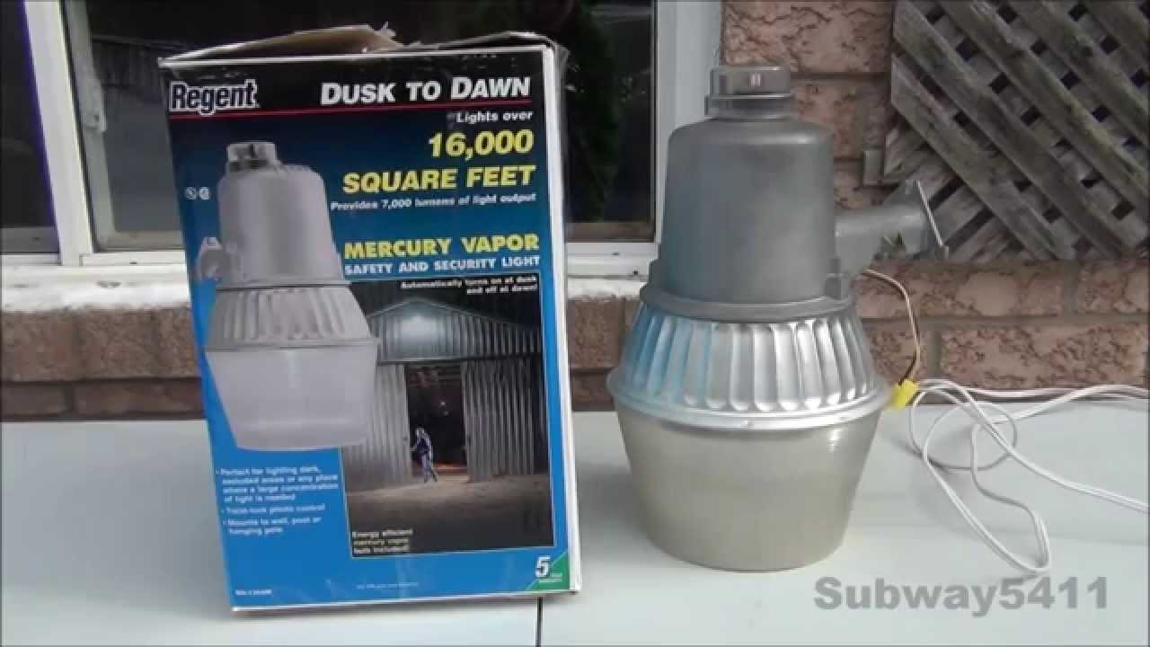 Regent NH-1204M 175 watt Mercury Vapor Security Light (Old & Loud) [Commentary]
