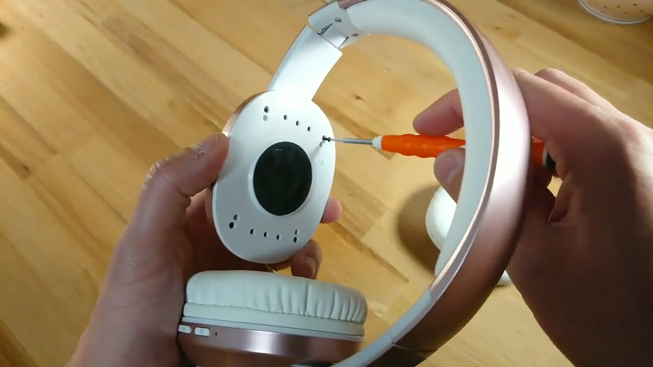 ZAPIG cuffie Bluetooth sopra l'orecchio, Ottima qualit&agrave; del suono in rapporto al prezzo    con qualc