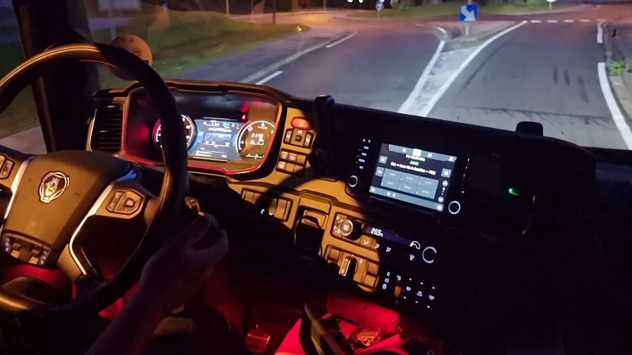 Scania R650 Stage 1 @720HP + Exhaust pipes V8 Sound