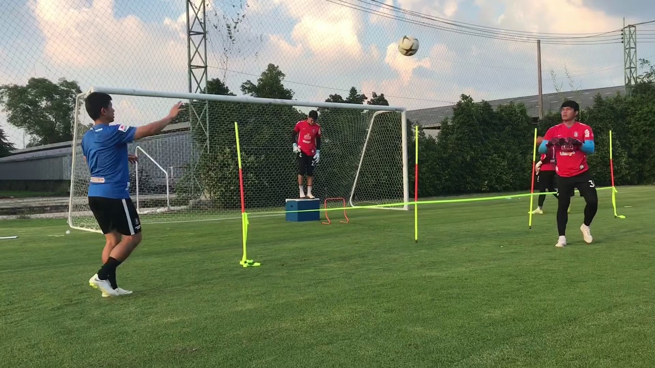 Goalkeeper Training Plyometric In Seesion