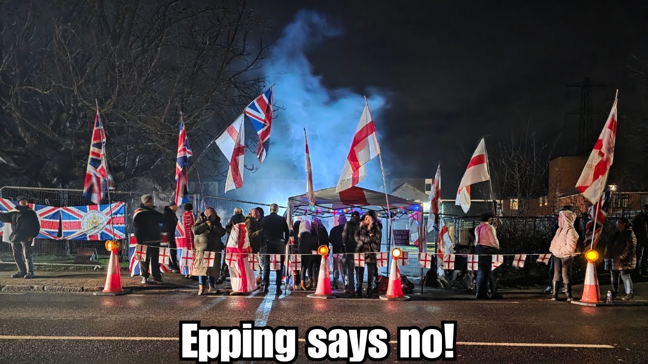 Live: Epping says no! The Bell Hotel protest