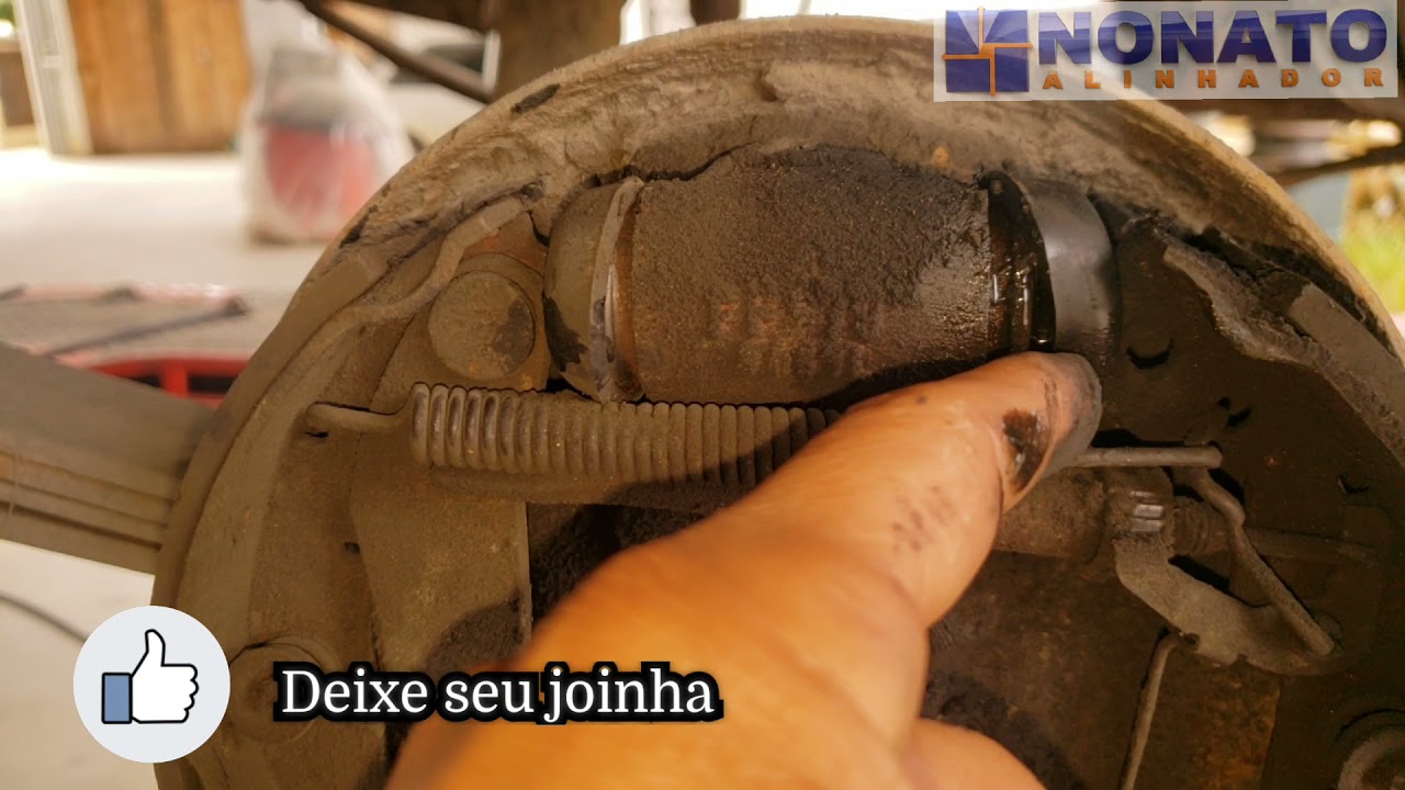 Manutenção no sistema de freio traseiro Pampa.