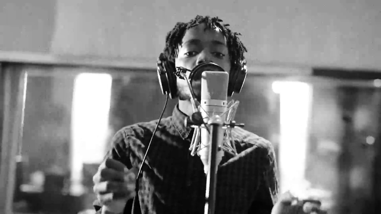 Video7 &ndash; Breakin' Me Down (Live In Studio)
