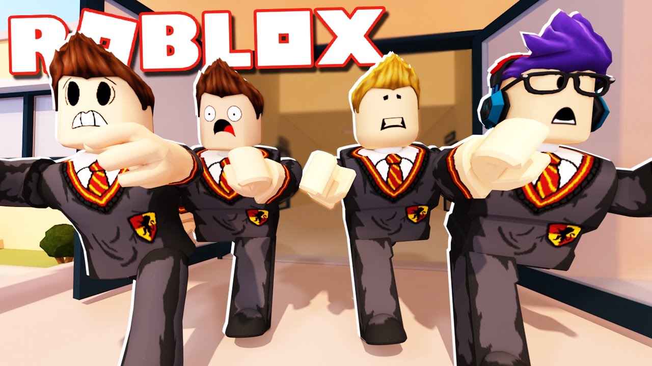 THE PALS ESCAPE HIGH SCHOOL IN ROBLOX!