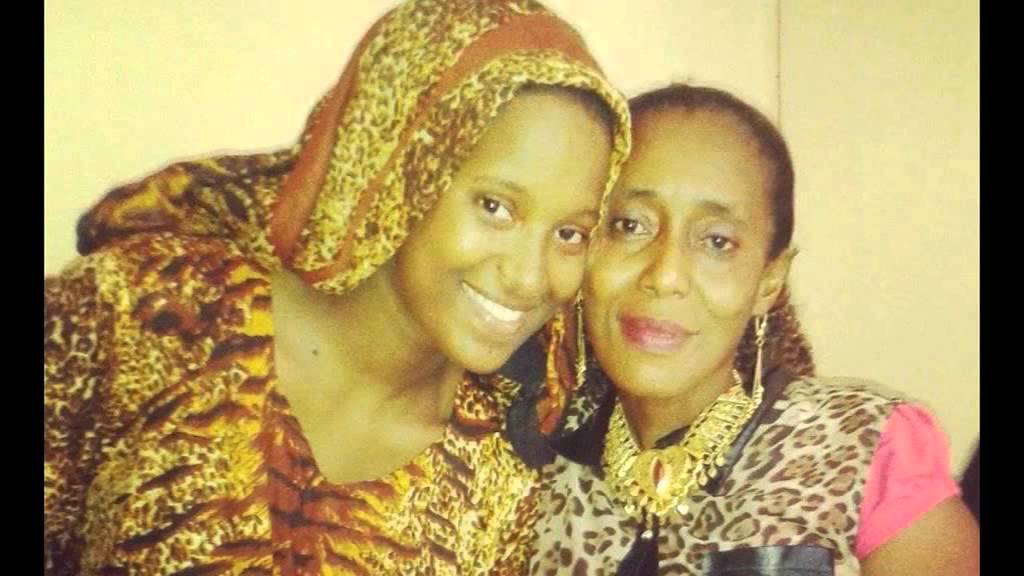 Chindini 2015 Chanson Haroussi de Youssouf Ali et Fatima M'dahoma