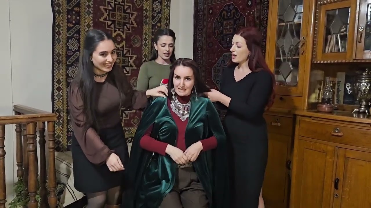 Nairyan vocal ensemble / Gharabaghtsi aghjka yerge