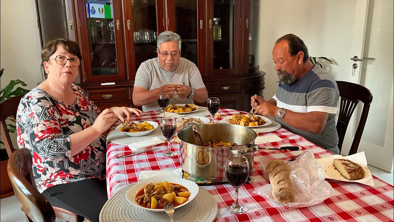 A irmã e compadre gostaram muito do Jantar que fiz para eles  ….Minha irmã é demais 😂🤣
