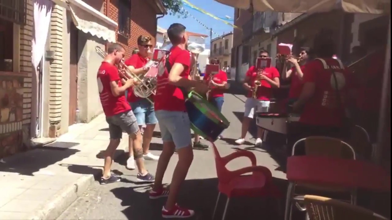 Obrint Pas Mix   Charanga Los Desmadraos