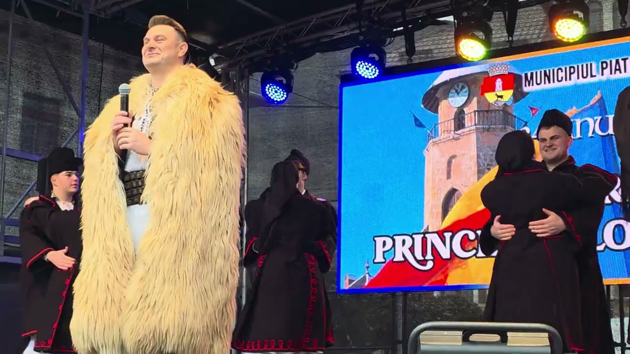 La Curtea Domnească răsună cântec, joc și voie bună!