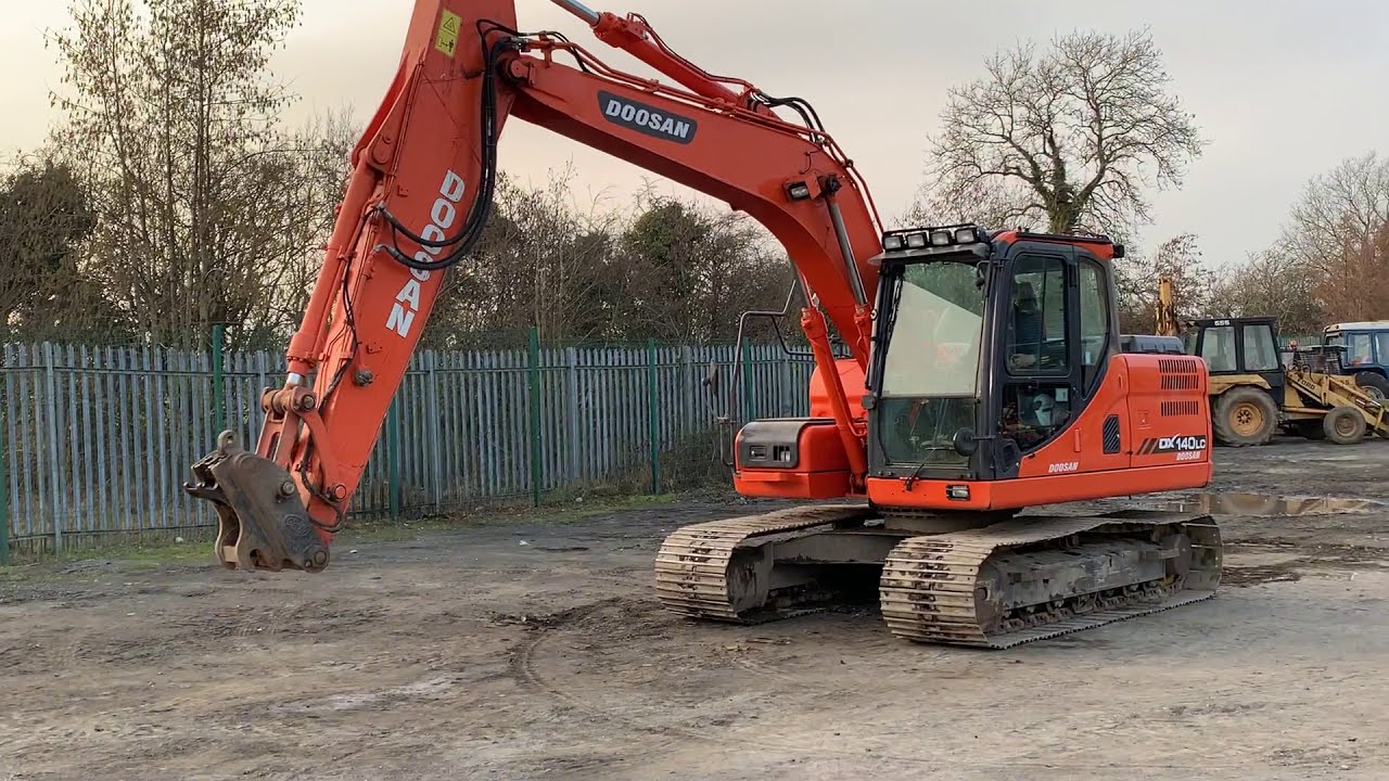 2014 Doosan DX140LC-3 Excavator c/w QH & Reverse Camera