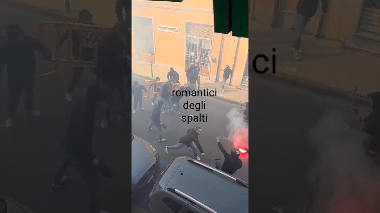 Pisa vs Verona scambio di coccole,della serie vogliamoci bene