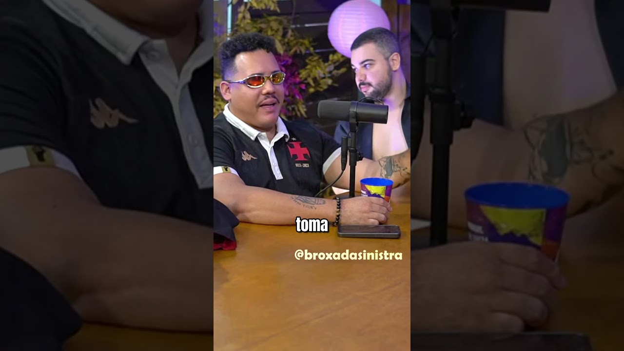 Ronaldinho d&aacute; recado para Lucas Buda