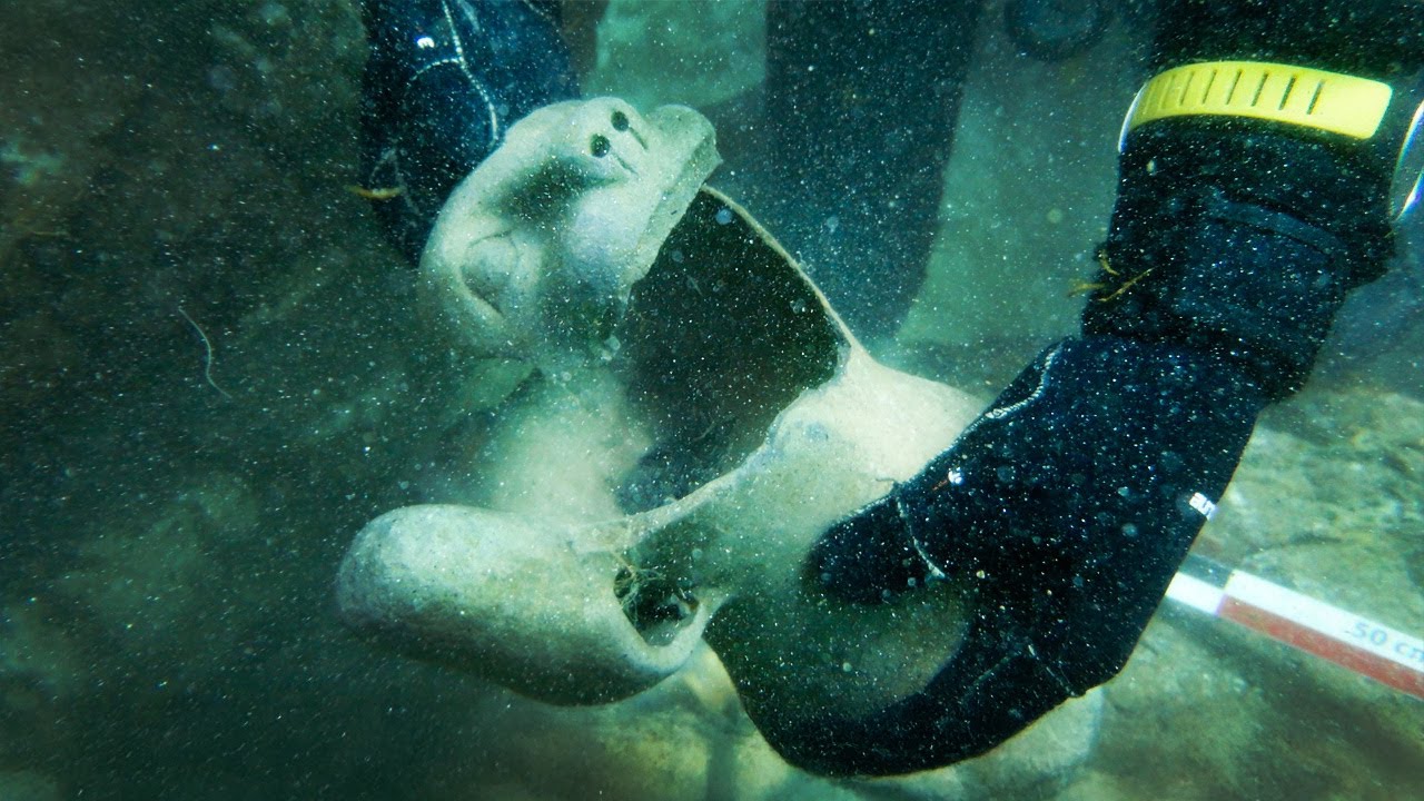 Lake Titicaca&rsquo;s Sunken Civilization: The First Archeological Mission