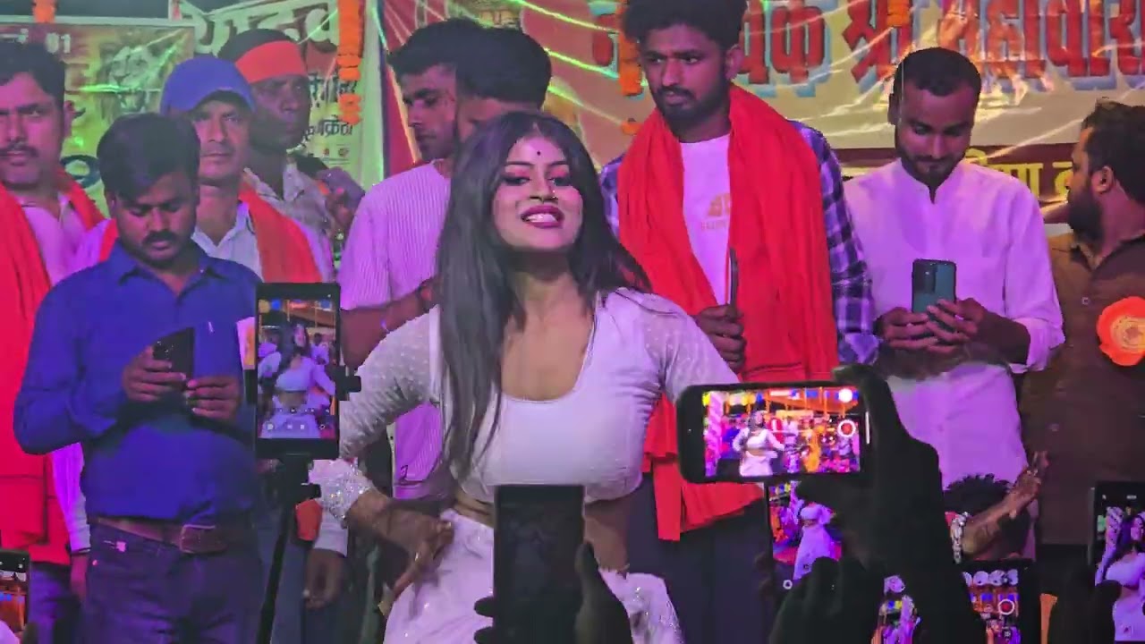 Madar pur  mahaviri mela viral girl priya suhani please guys support me my channel subscription kare