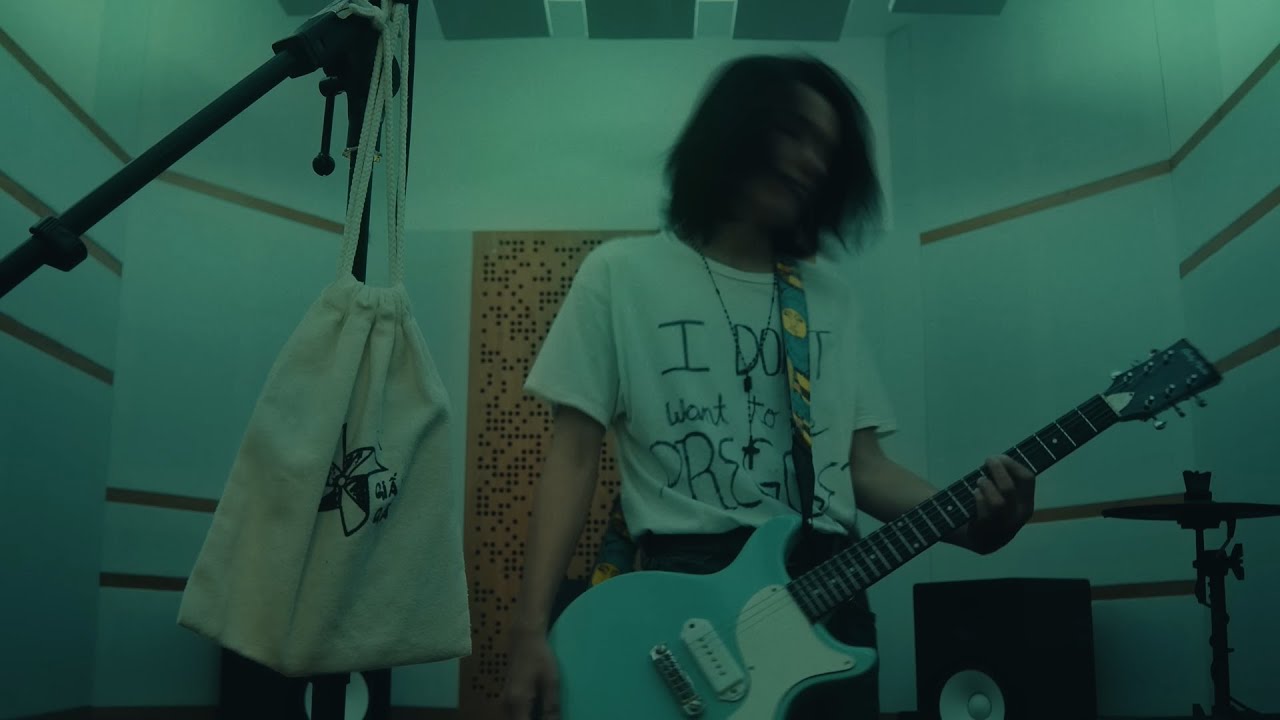 Giấy Gấp - Khi Em Còn Bên Tôi