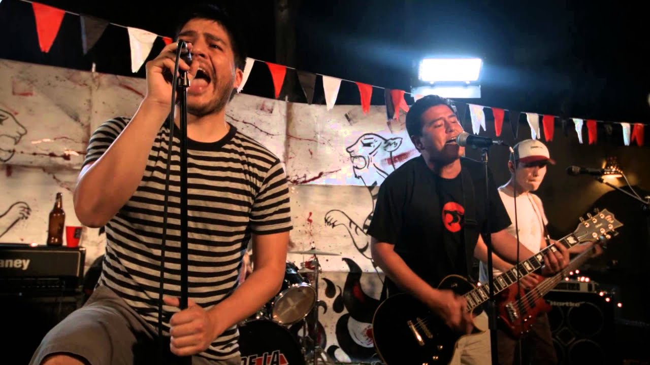 De La Nada - Cagona (Video Oficial)