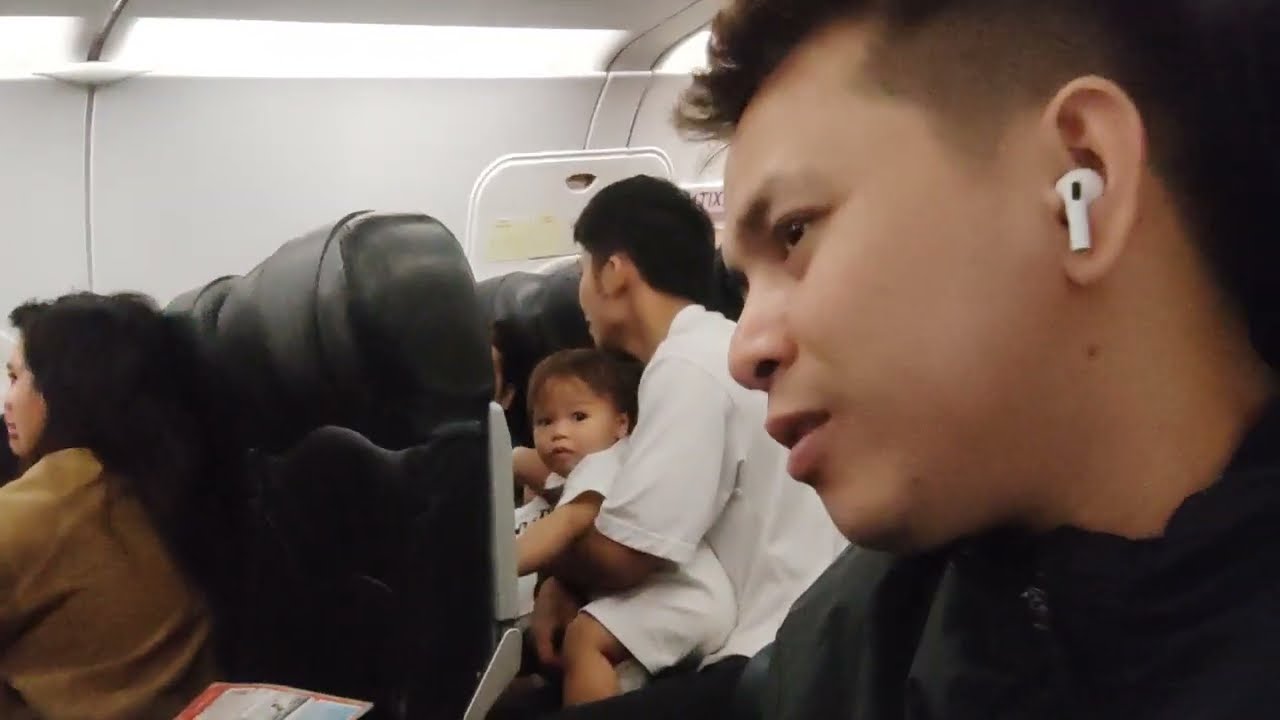 ANG SAMA NG TINGIN BATA SA AKIN SA EROPLANO