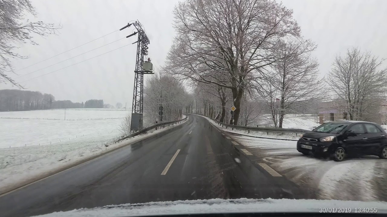 Bir Kis g&uuml;n&uuml; - K&ouml;ln cevresindeki Daglik B&ouml;lge diye adlandirilan yerdeki K&ouml;yler